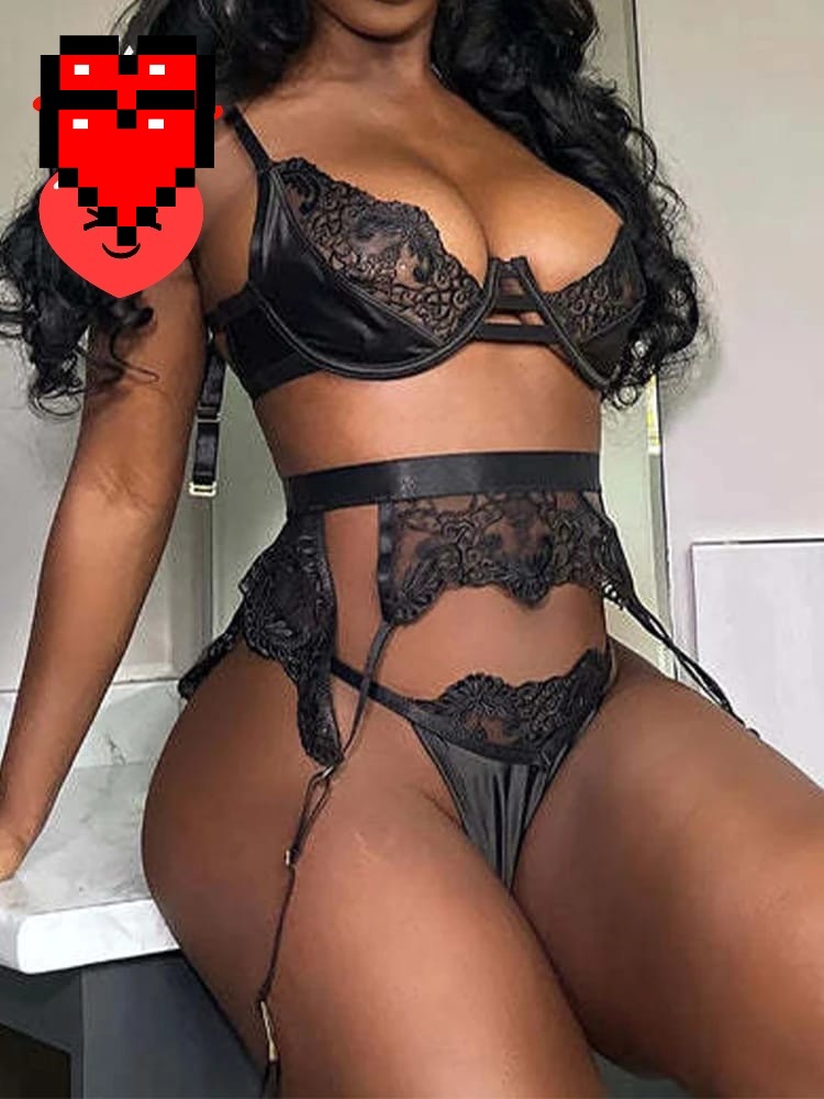 Passion00Wynter22 Bisexual,Tall,Blonde,E cup, 75kg